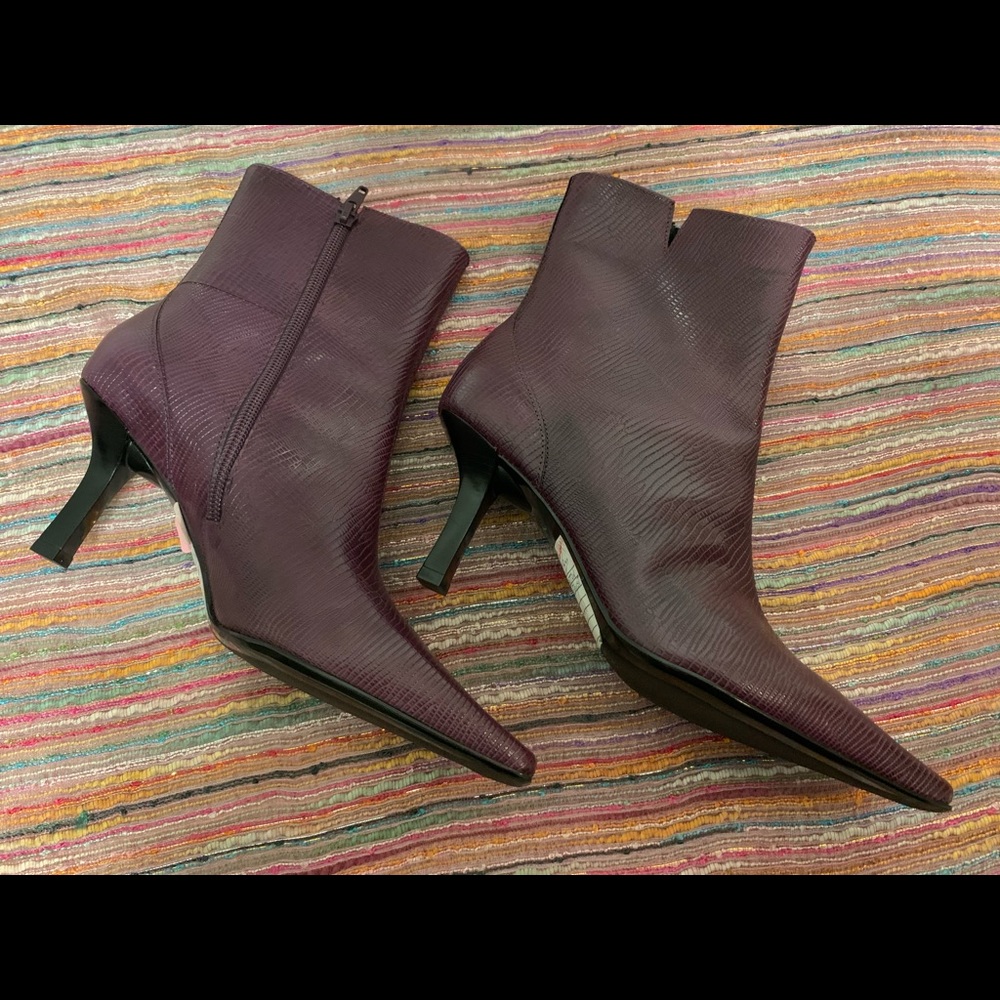 Gianni Bini Purple / Amethyst Leather Ankle Boots - Picture 3 of 4